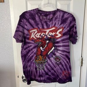 Toronto Raptors Mens Medium Purple T-Shirt Mitchell & Ness NBA Tie Dye Logo